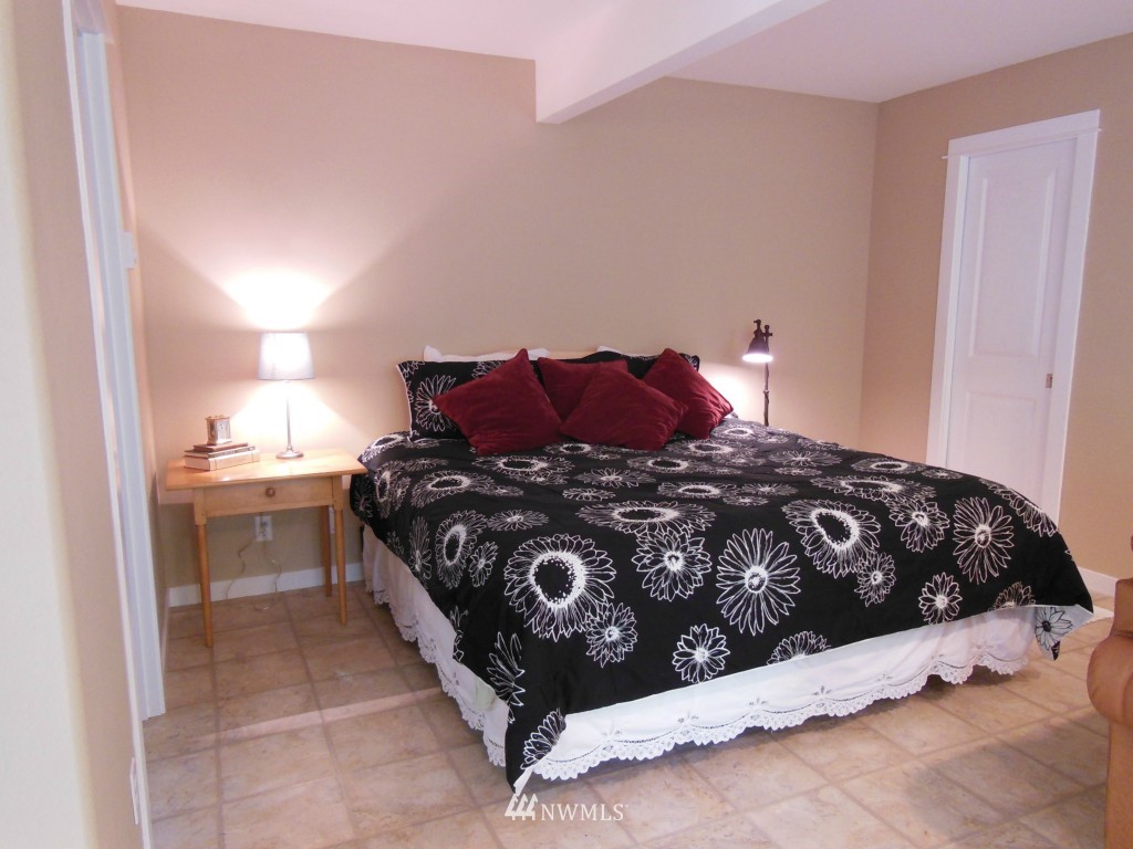 7048 Cedar Flats Road Southwest Olympia, WA 98512 - Photo 23 of 25 Gallery Image 23