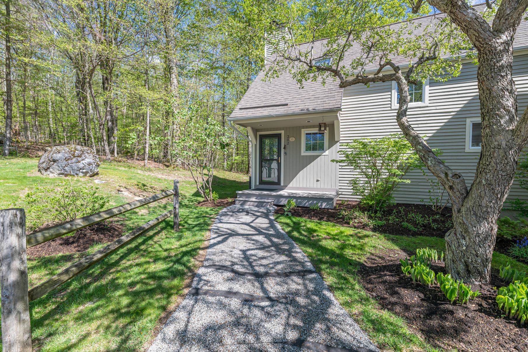 202 Eagle Rise Road, Unit 16 Manchester, VT 05255 - Photo 4 of 32
