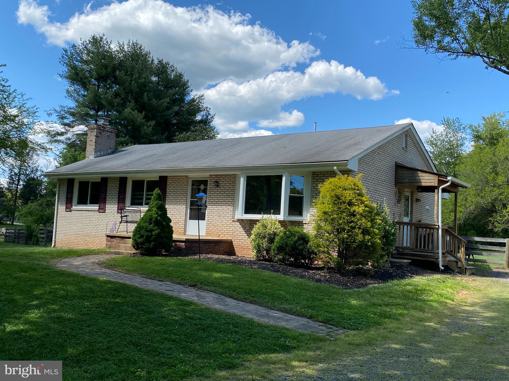 4316 Dumfries Road Catlett, VA 20119 - Photo 4 of 15 Gallery Image 4