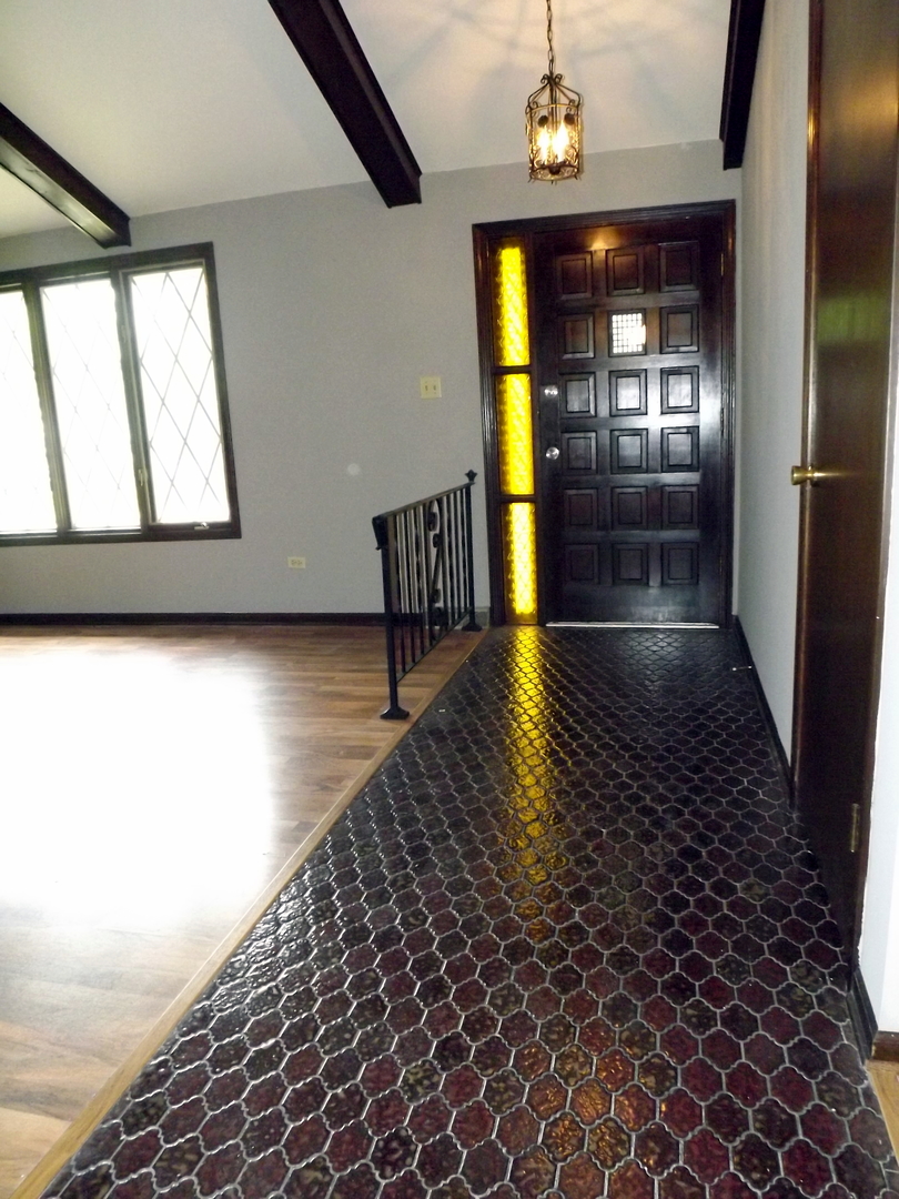 18242 Riegel Road Homewood, IL 60430 - Photo 11 of 26