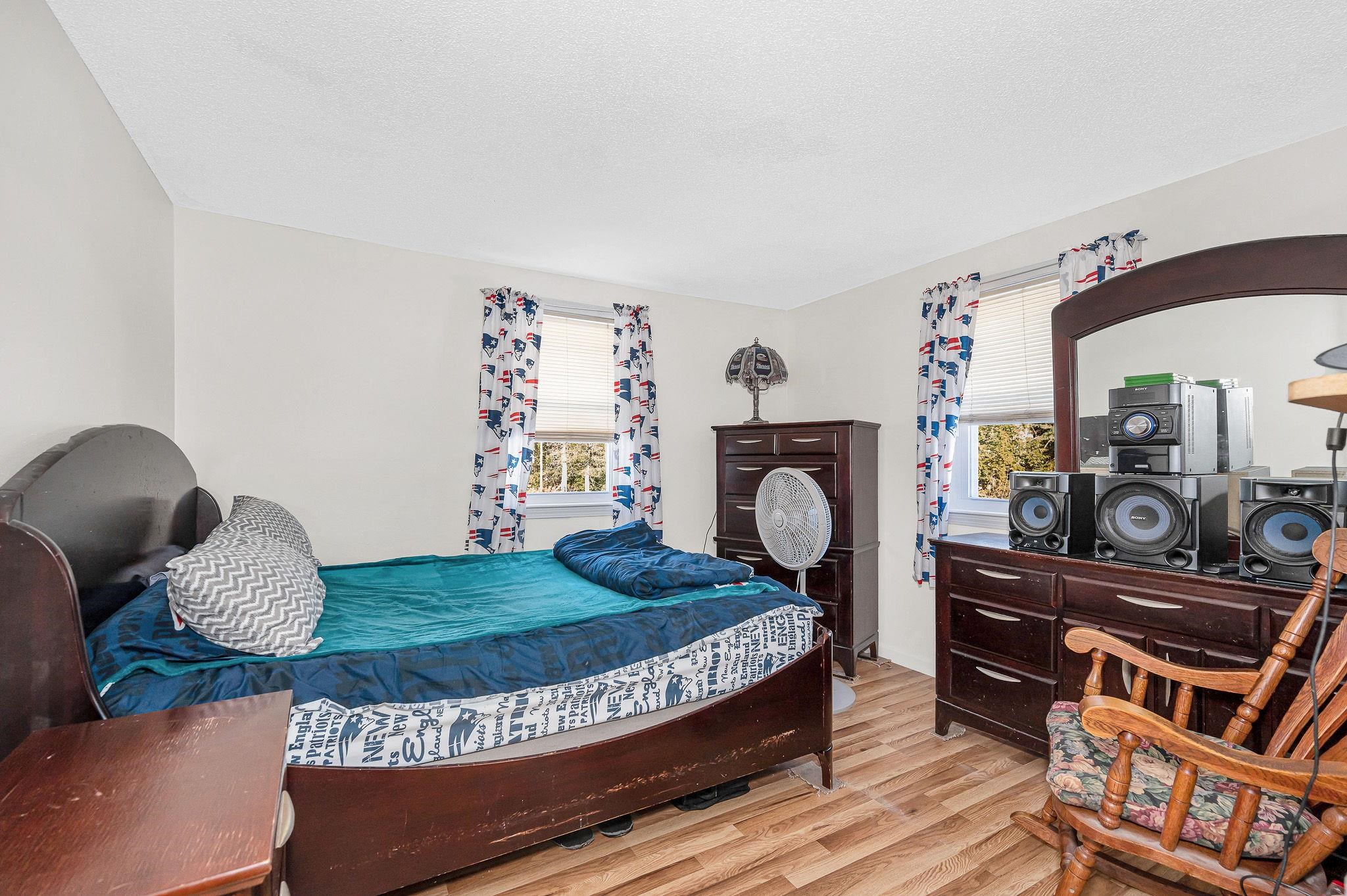 33 Iris Drive Merrimack, NH 03054 - Photo 22 of 36