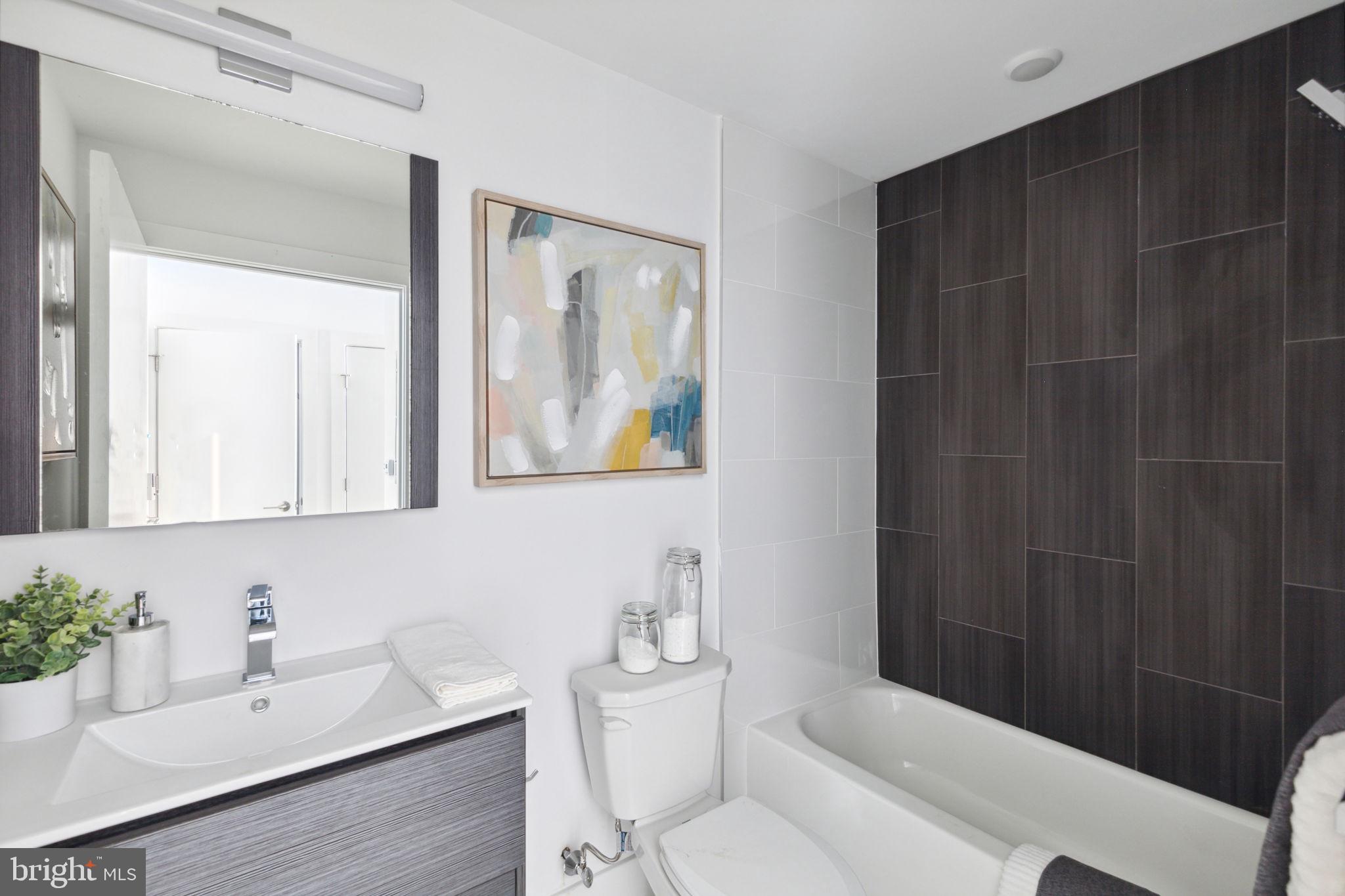 1439 Federal Street, Unit 306 Philadelphia, PA 19146 - Photo 12 of 21
