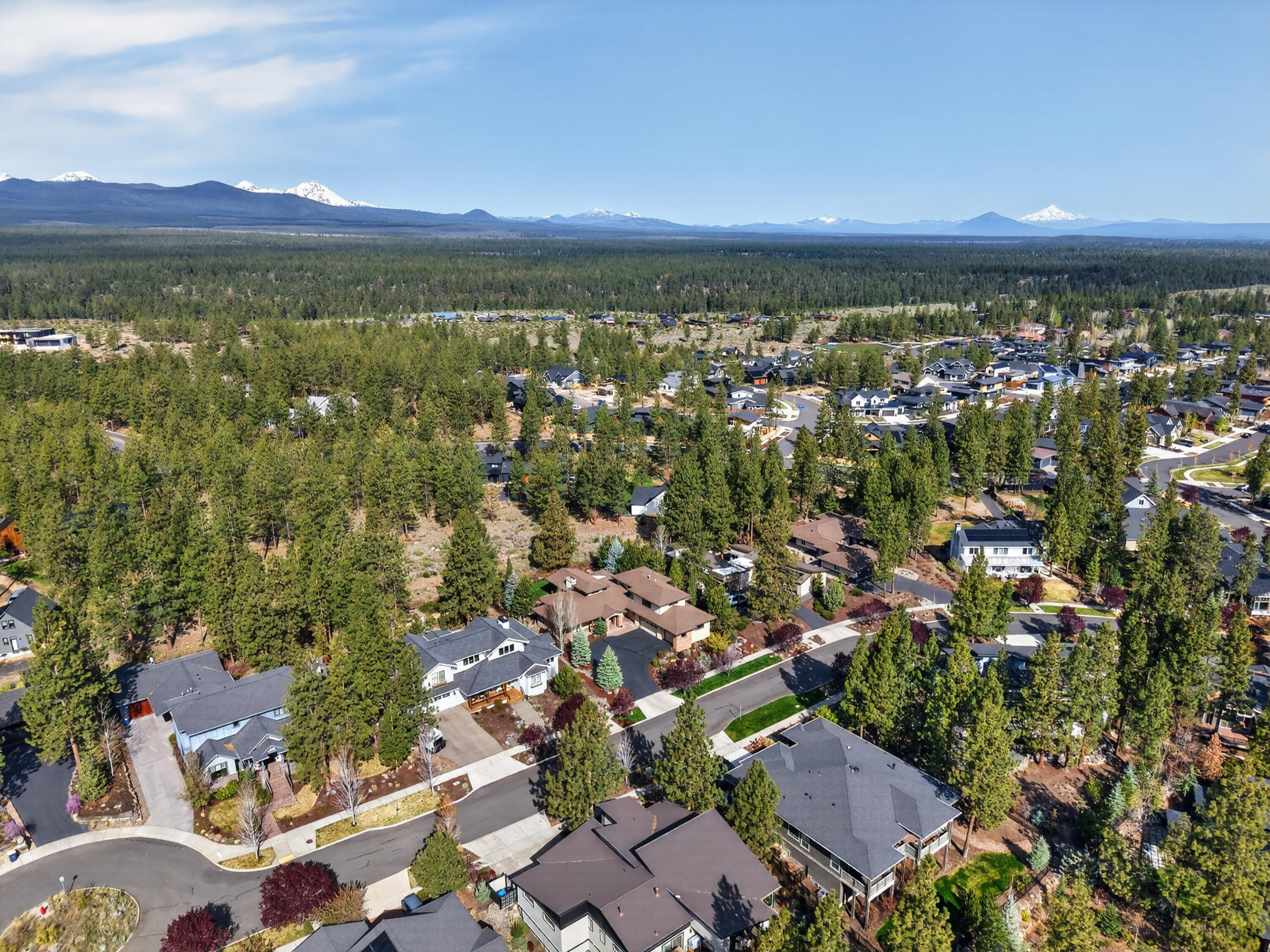 3324 Northwest Shevlin Ridge Bend, OR 97703 - Photo 4 of 45 04