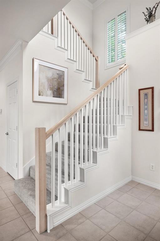4209 Sexton Lane Dallas, TX 75229 - Photo 23 of 27 a view of an entryway with staircase