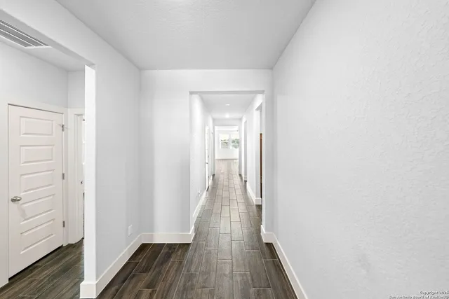 $2,295 | 7030 Hayes Horizon, San Antonio, TX 78233