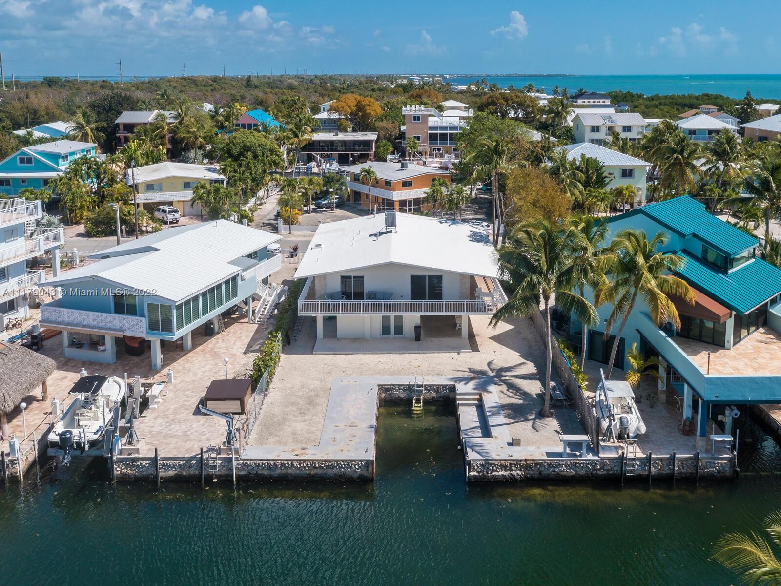 1118 Heron Road Key Largo, FL 33037 - Photo 4 of 85 Gallery Image 4