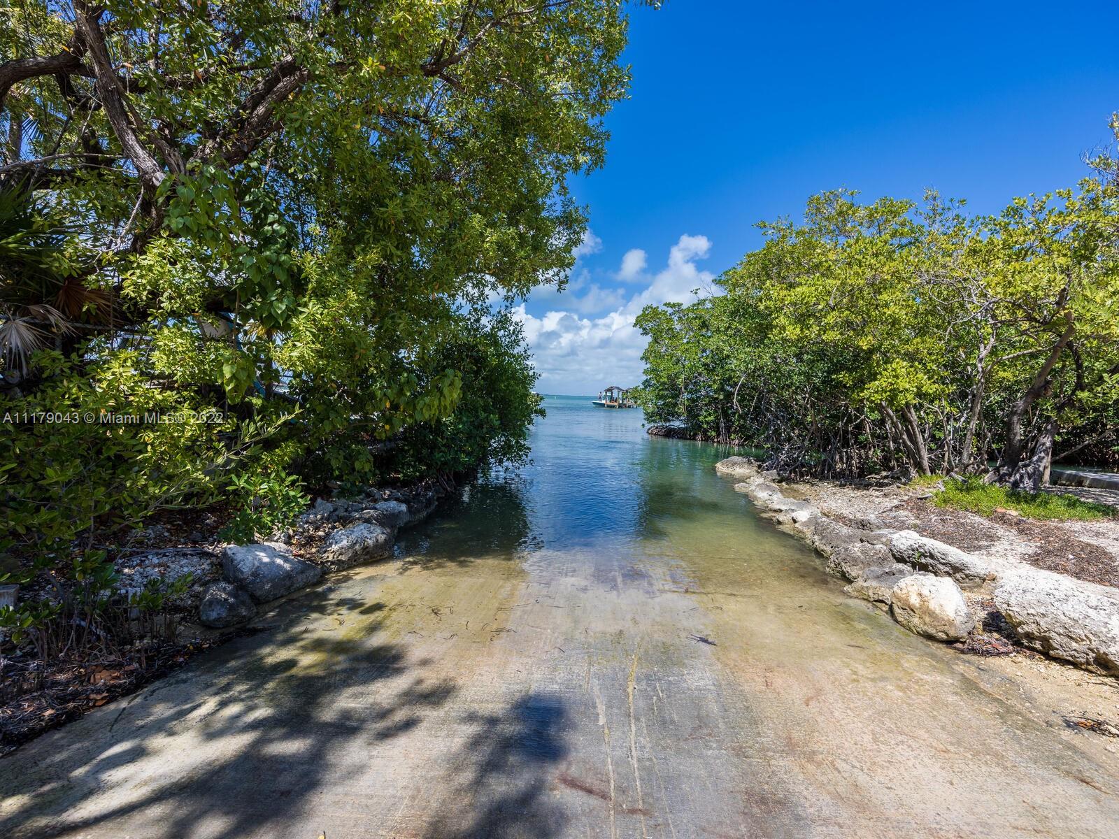 1118 Heron Road Key Largo, FL 33037 - Photo 80 of 85 Gallery Image 80