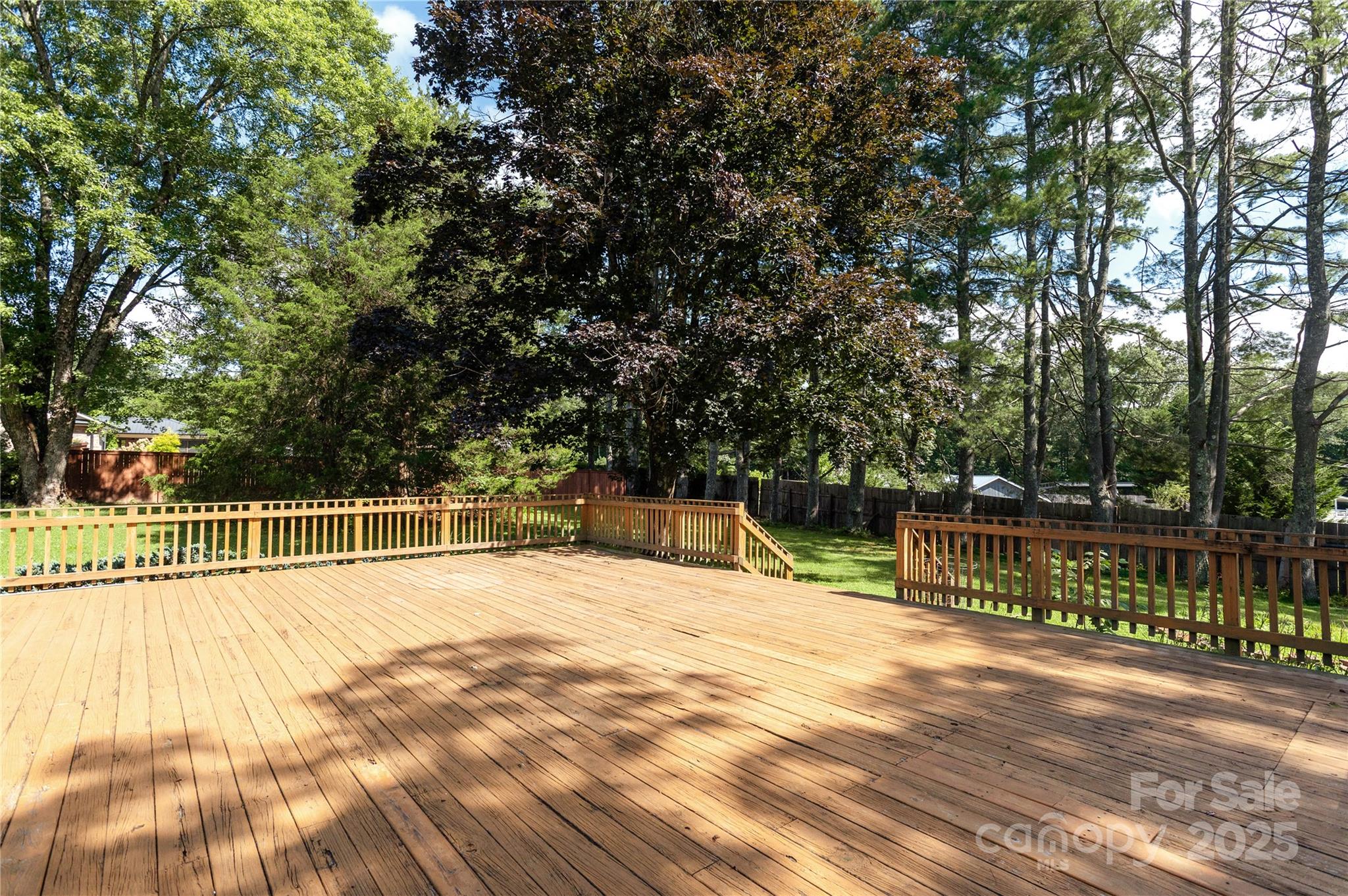 27 Country Road Hendersonville, NC 28791 - Photo 18 of 37 Gallery Image 18