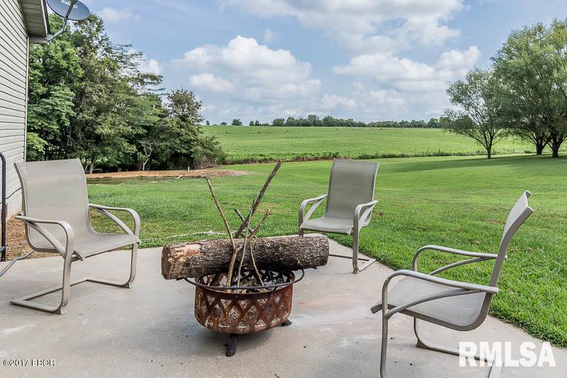13186 Bennett Road Marion, IL 62959 - Photo 20 of 21 Gallery Image 20