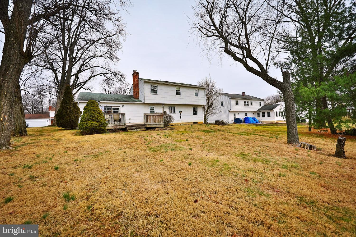 3340 Bartram Road Willow Grove, PA 19090 - Photo 26 of 29 Rear exterior and yard