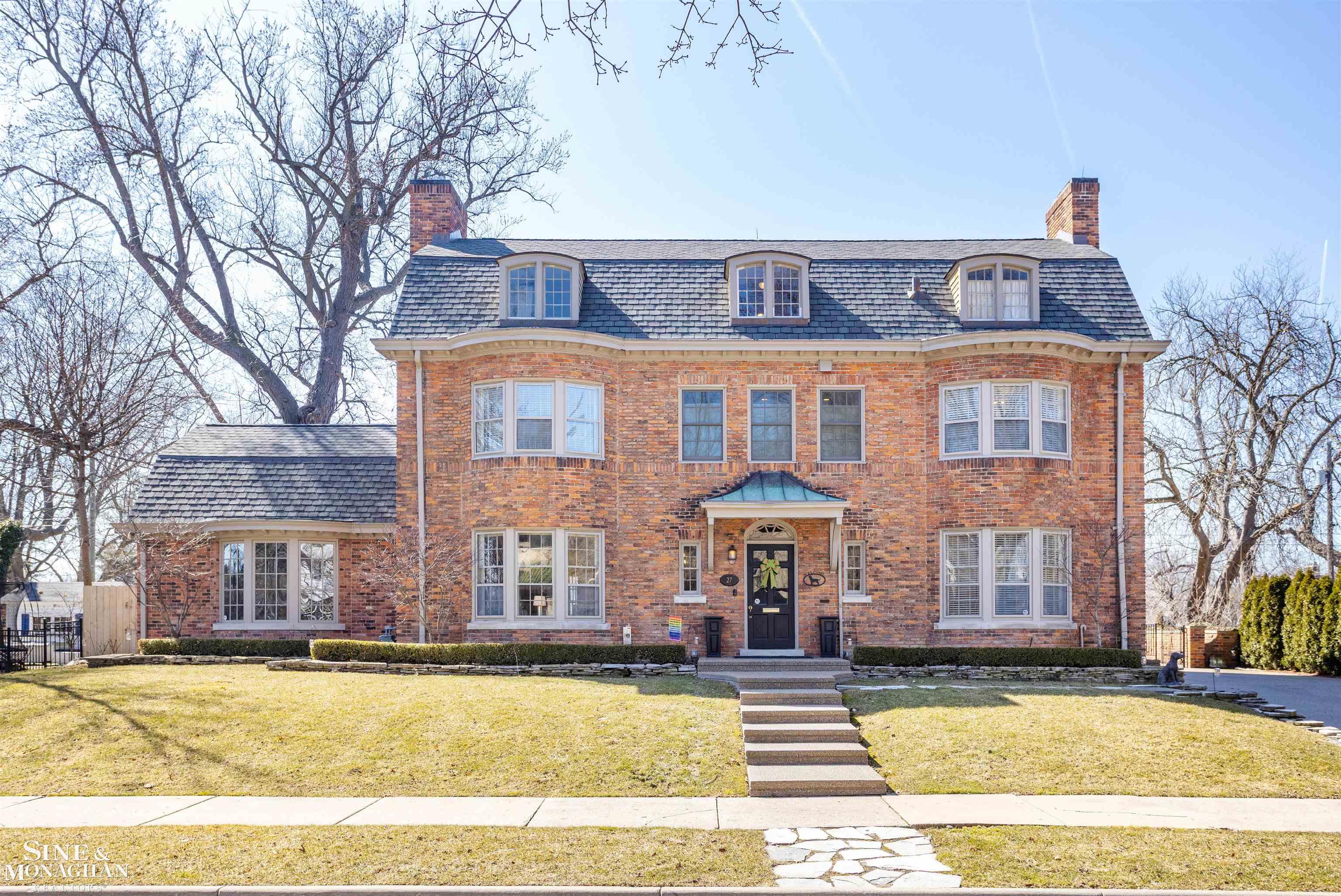 27 Beverly Road Grosse Pointe, MI 48236 - Photo 1 of 99 50168461-95e150b7-9059-4f7f-80e4-433173648d92.JPG