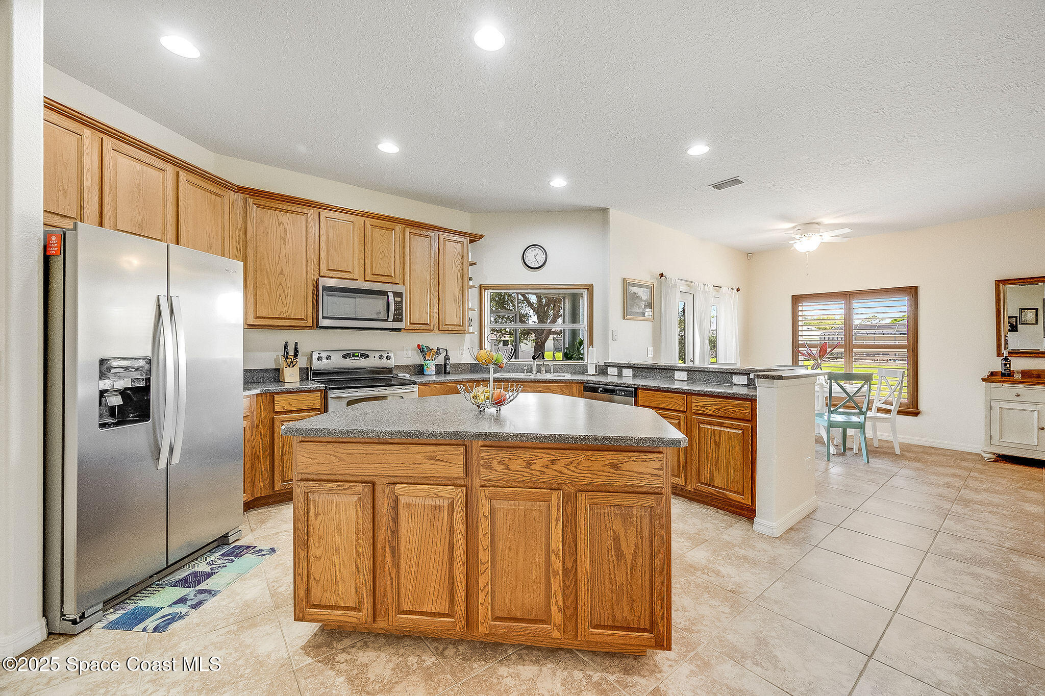 1137 Morgan Circle Northeast Palm Bay, FL 32905 - Photo 26 of 64 Kitchen