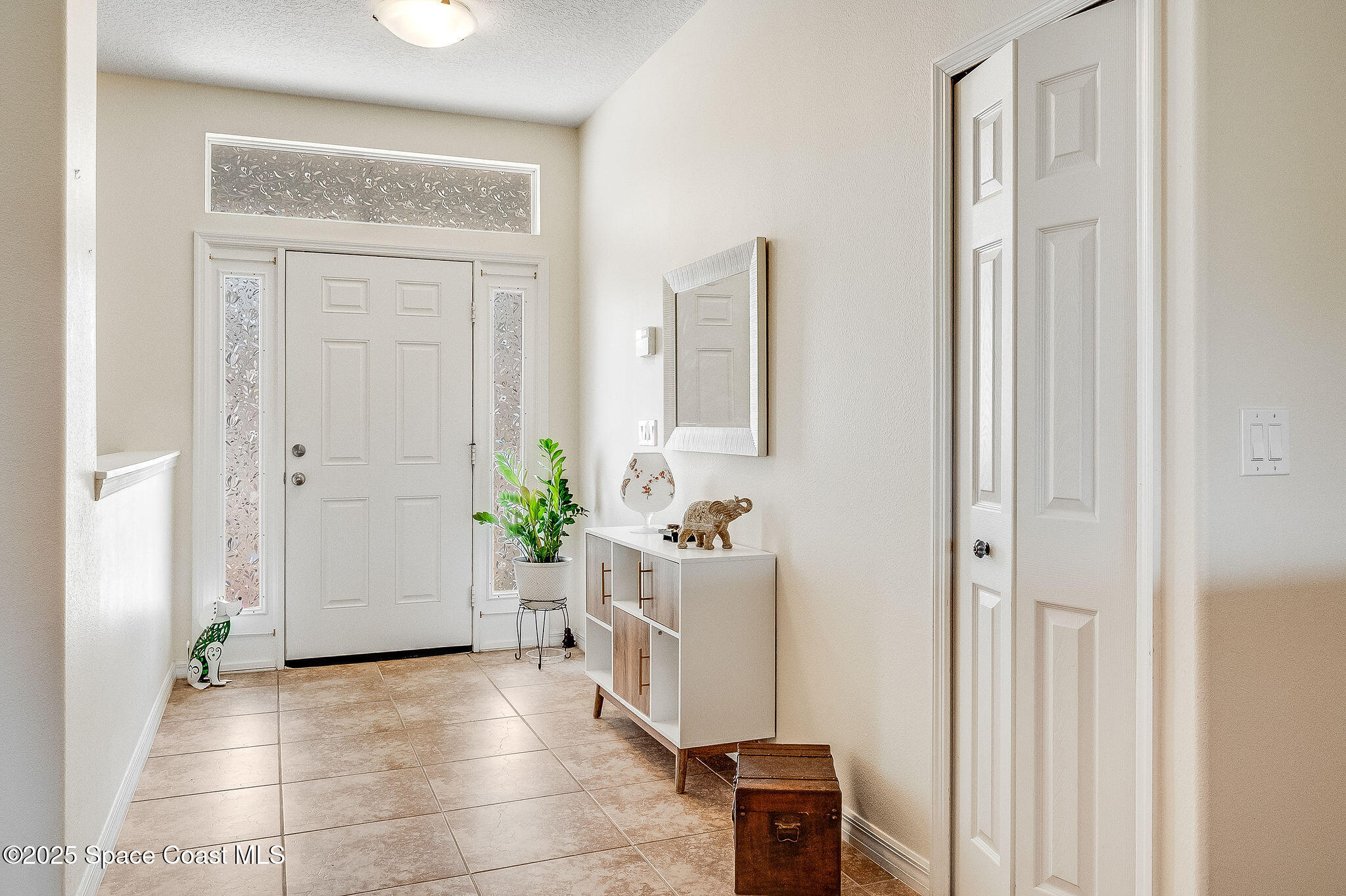 1137 Morgan Circle Northeast Palm Bay, FL 32905 - Photo 7 of 64 Foyer