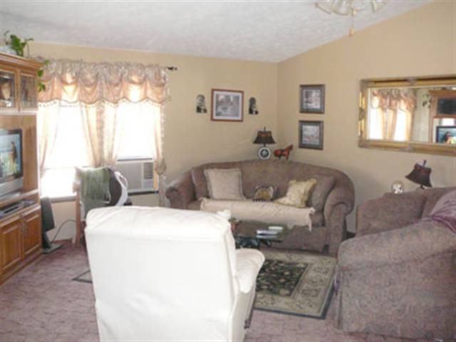 221 Roberts Road Newport, WA 99156 - Photo 2 of 9