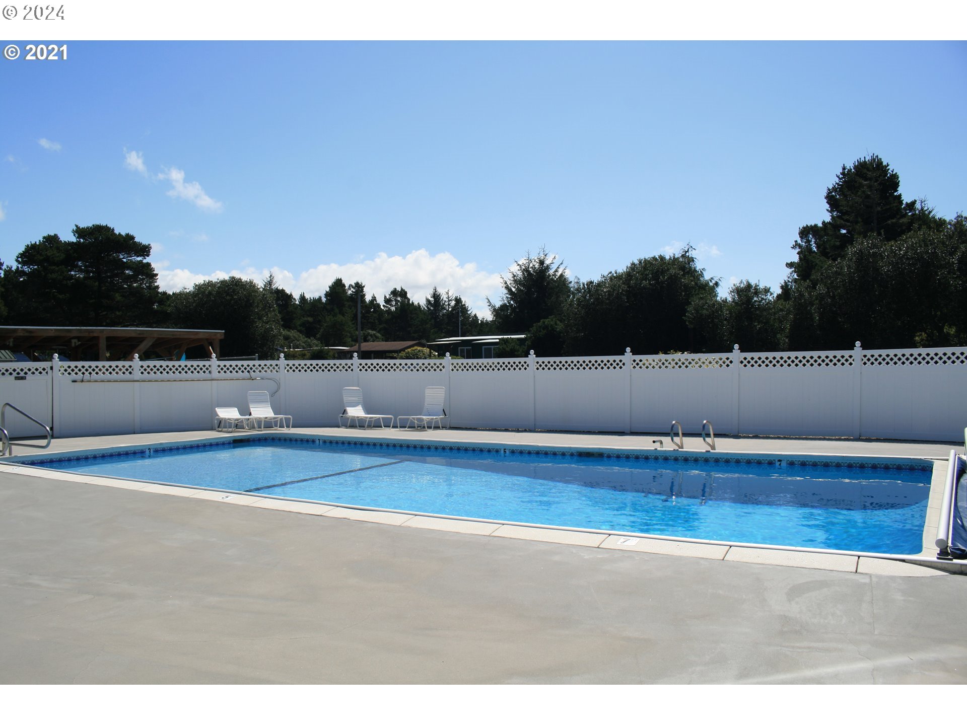 1601 Rhododendron Drive, Unit 672 Florence, OR 97439 - Photo 35 of 37 Community Pool