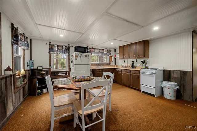 $299,000 | 105 Long View East, Webb, NY 13420