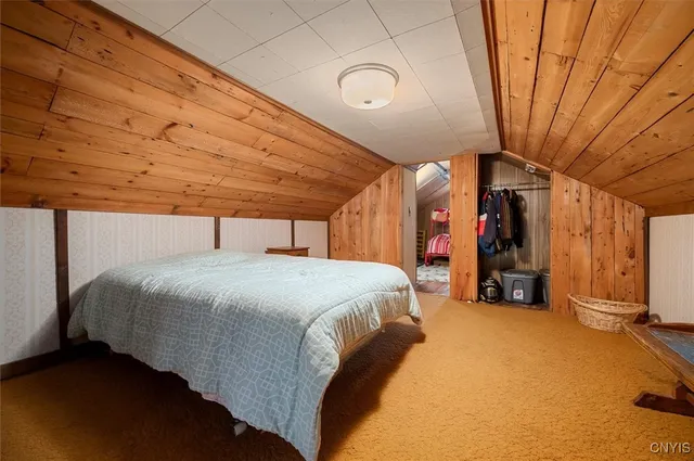 $299,000 | 105 Long View East, Webb, NY 13420