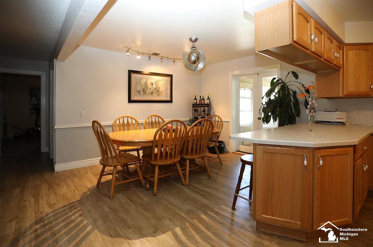 17763 Ida Center Road Petersburg, MI 49270 - Photo 5 of 30 31362210-4.JPG