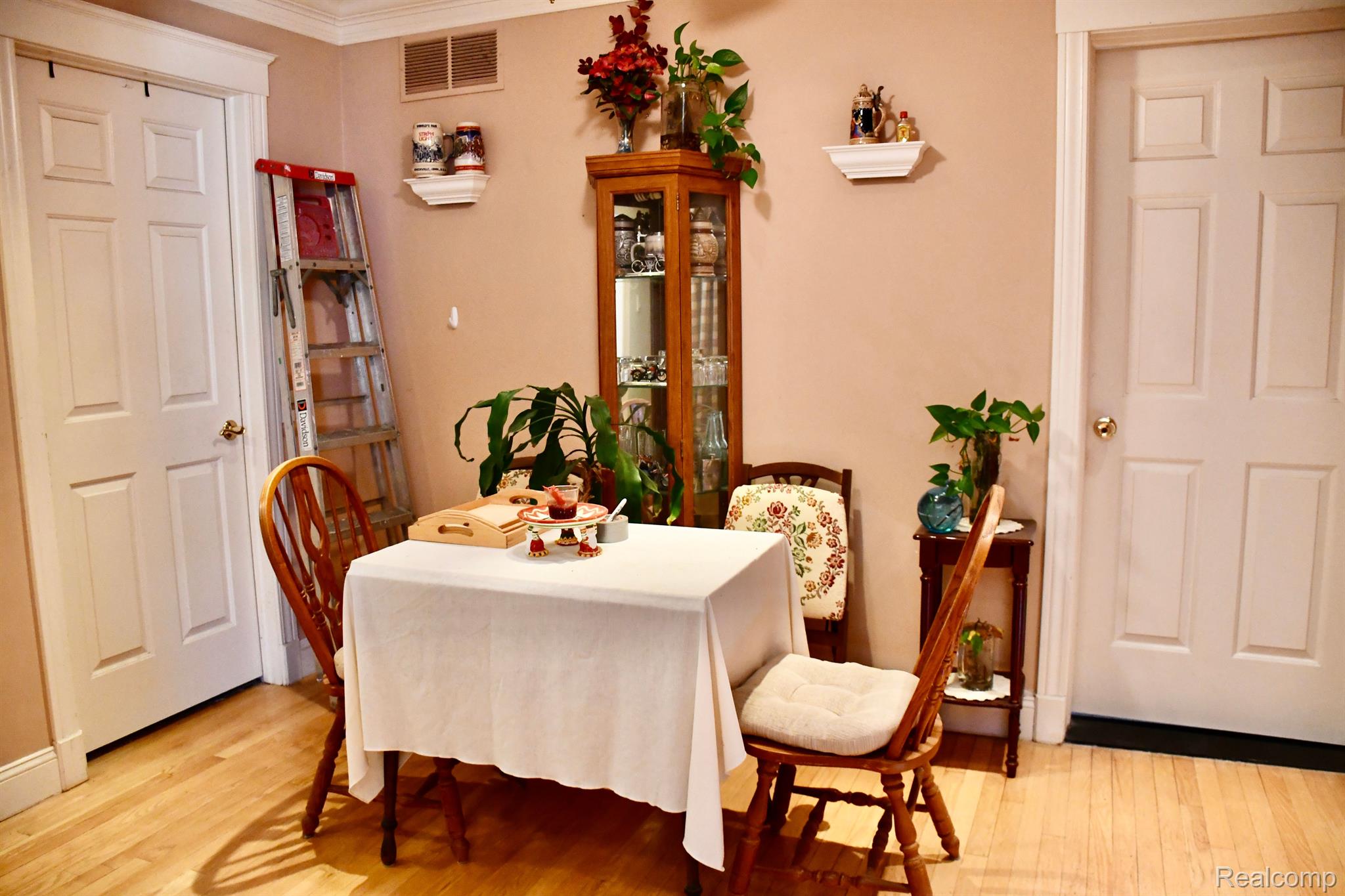 14726 Eureka Road Southgate, MI 48195 - Photo 16 of 18 Gallery Image 16