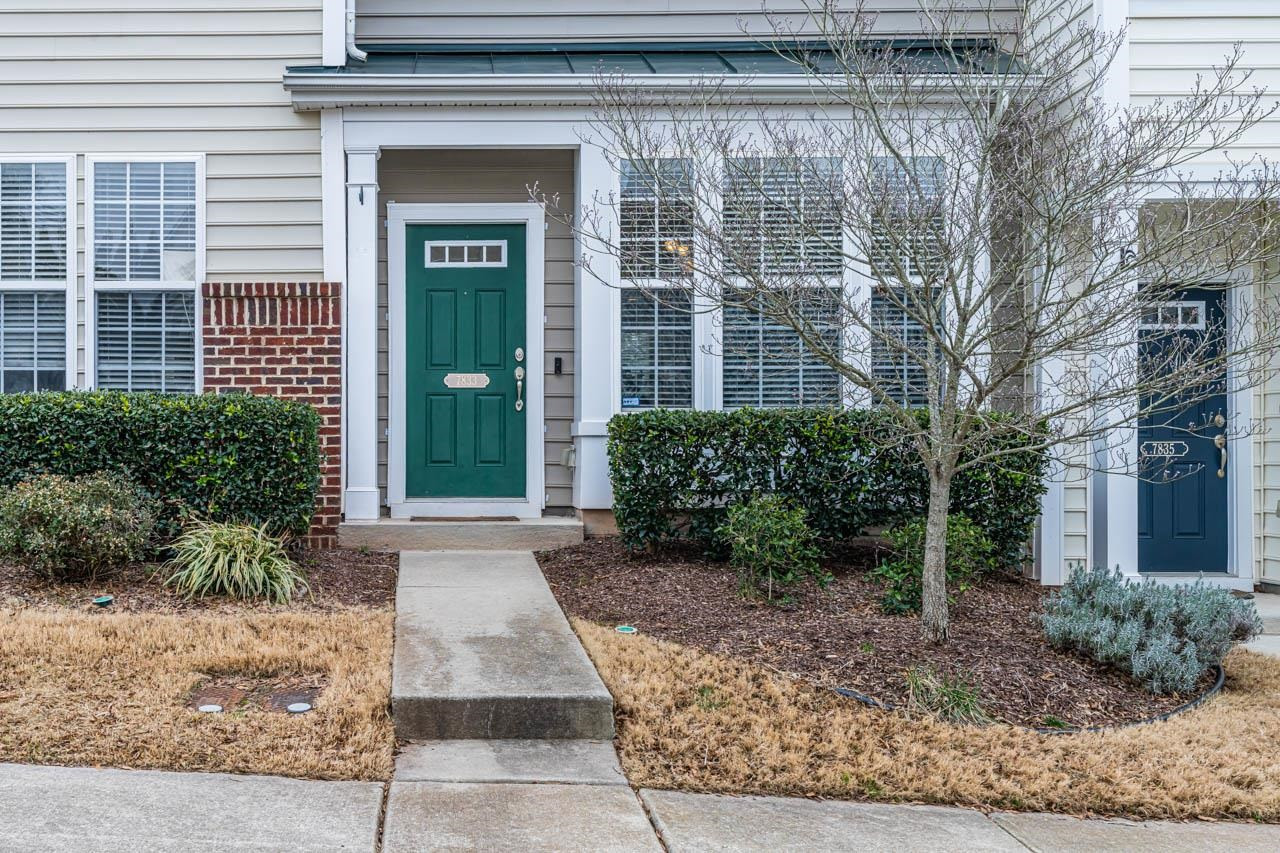 7833 Silverthread Lane Raleigh, NC 27617 - Photo 3 of 32 Exterior Front