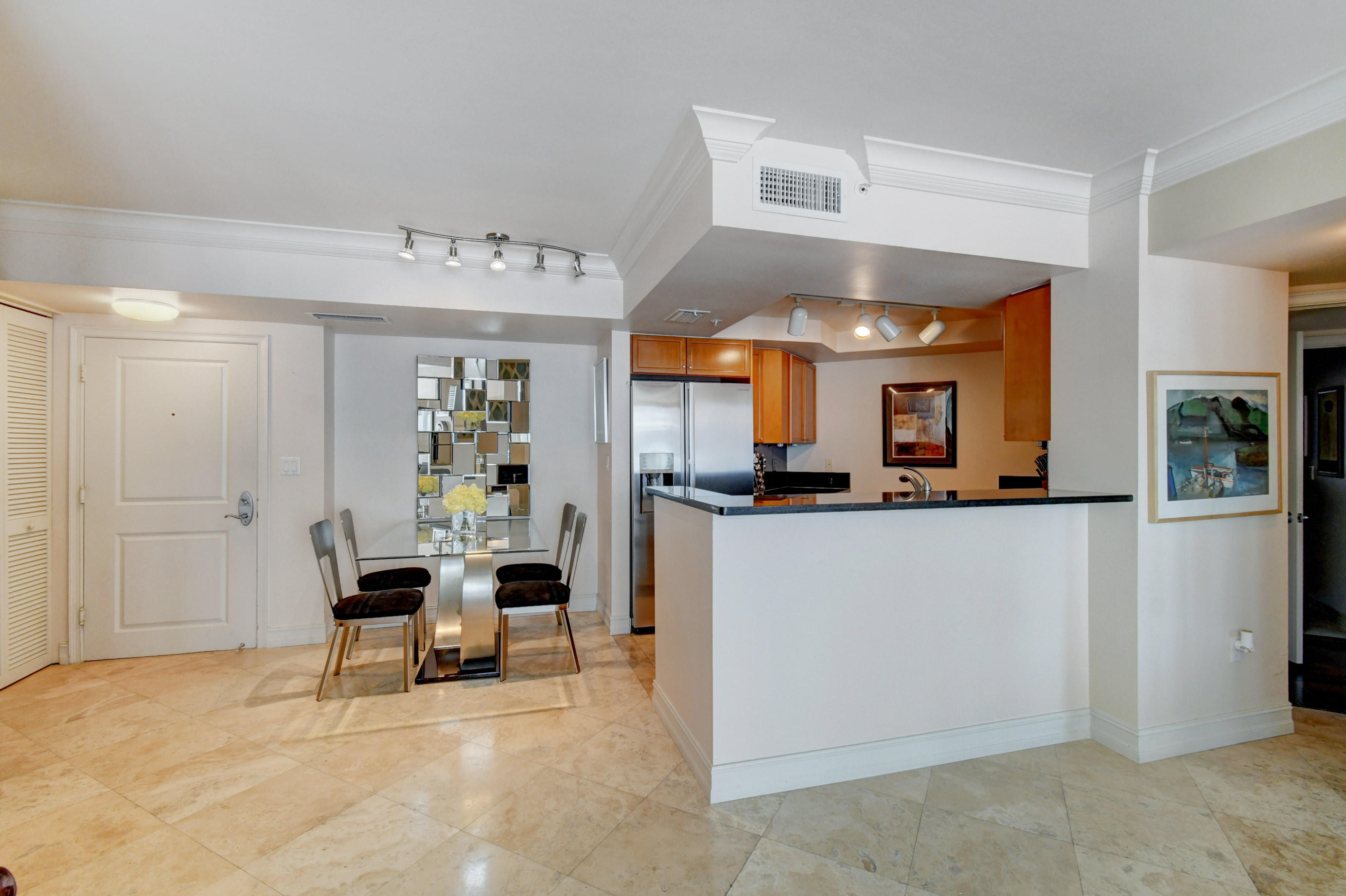 99 Southeast Mizner Boulevard, Unit 831 Boca Raton, FL 33432 - Photo 11 of 50 10_dsc_0609_10_11_12_13