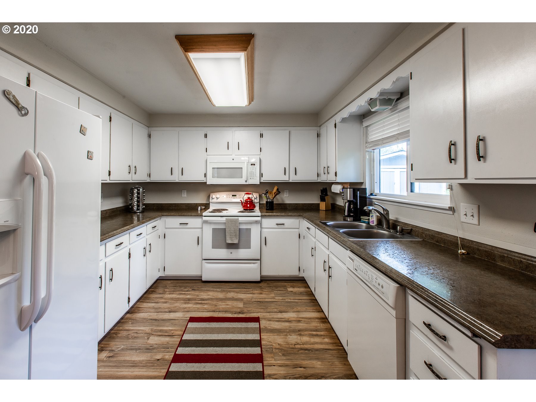 5398 E Street Springfield, OR 97478 - Photo 8 of 27