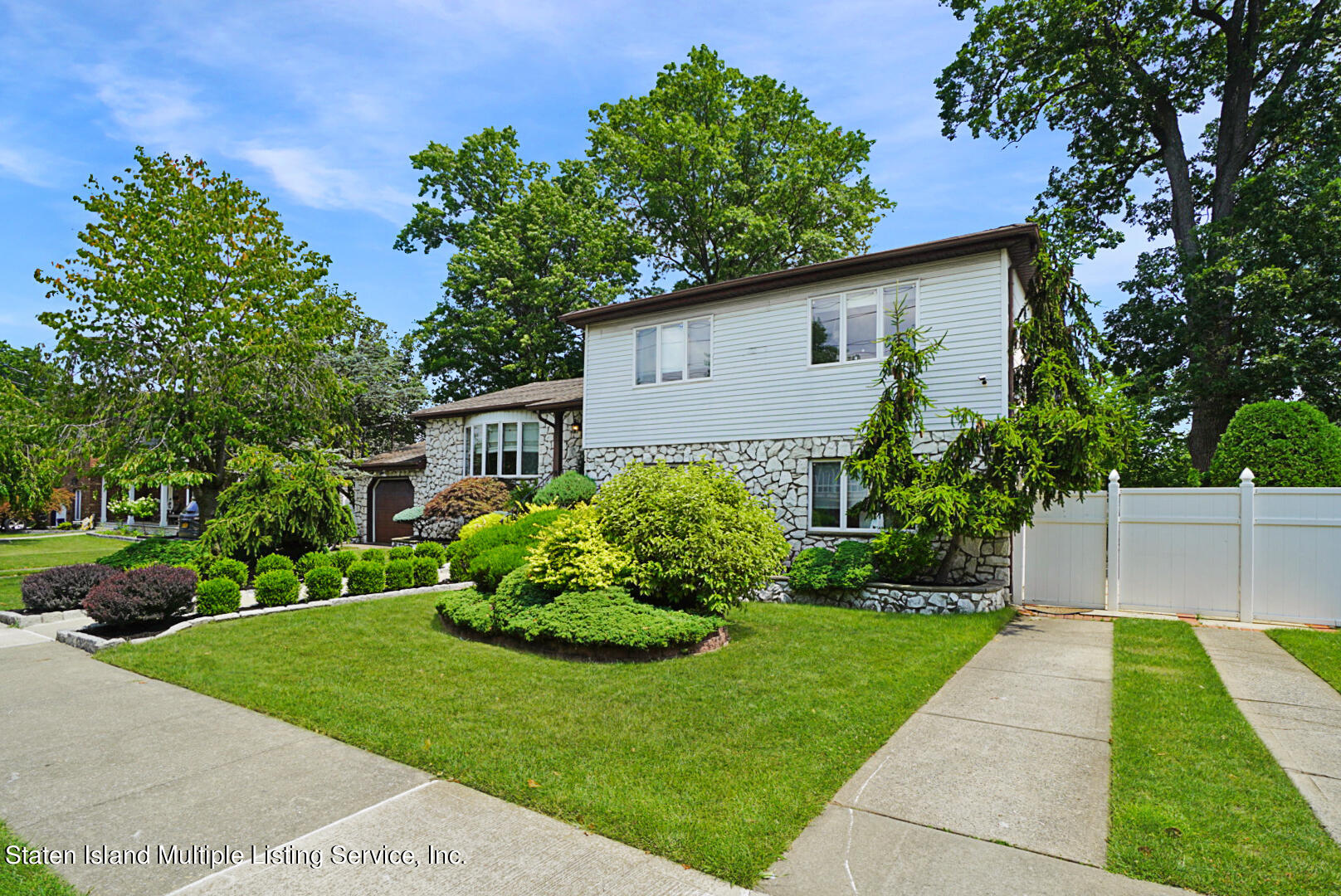 50 Rathbun Avenue Staten Island, NY 10312 - Photo 2 of 48 Photo Jul 12, 1 32 41 PM