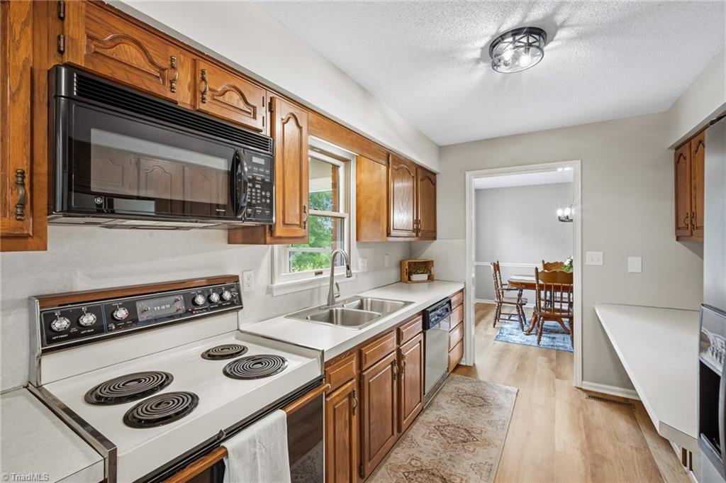 1540 Thomas Road Lexington, NC 27295 - Photo 13 of 42