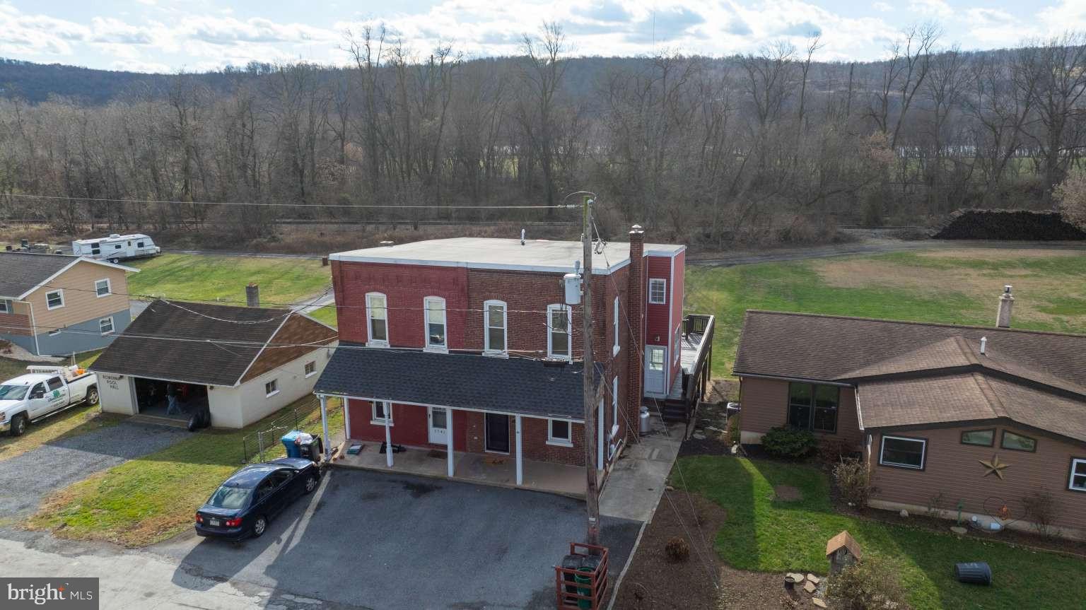 1743 Old River Road Marietta, PA 17547 - Photo 3 of 36