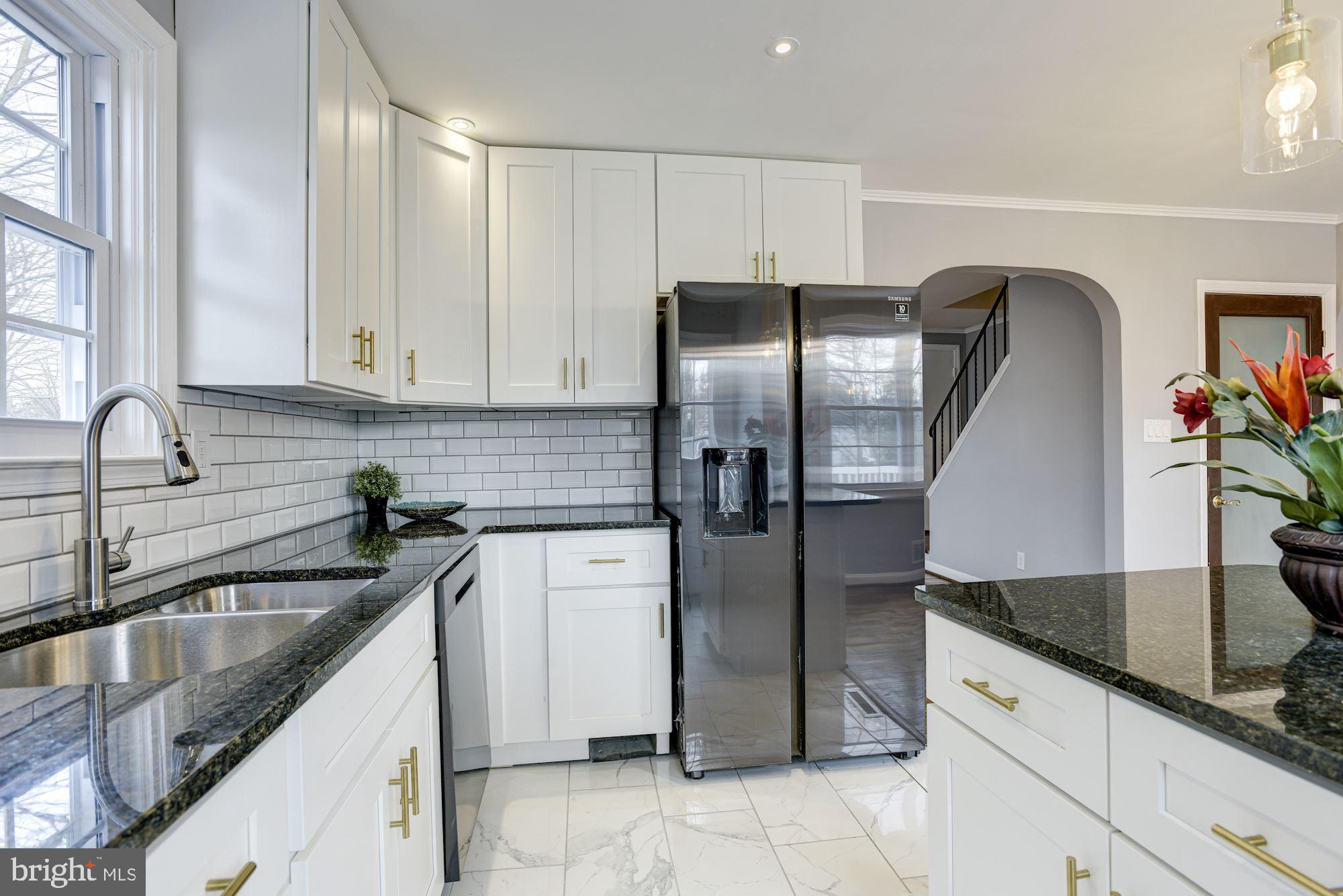 2501 Canterbury Road Baltimore, MD 21234 - Photo 14 of 39 Kitchen