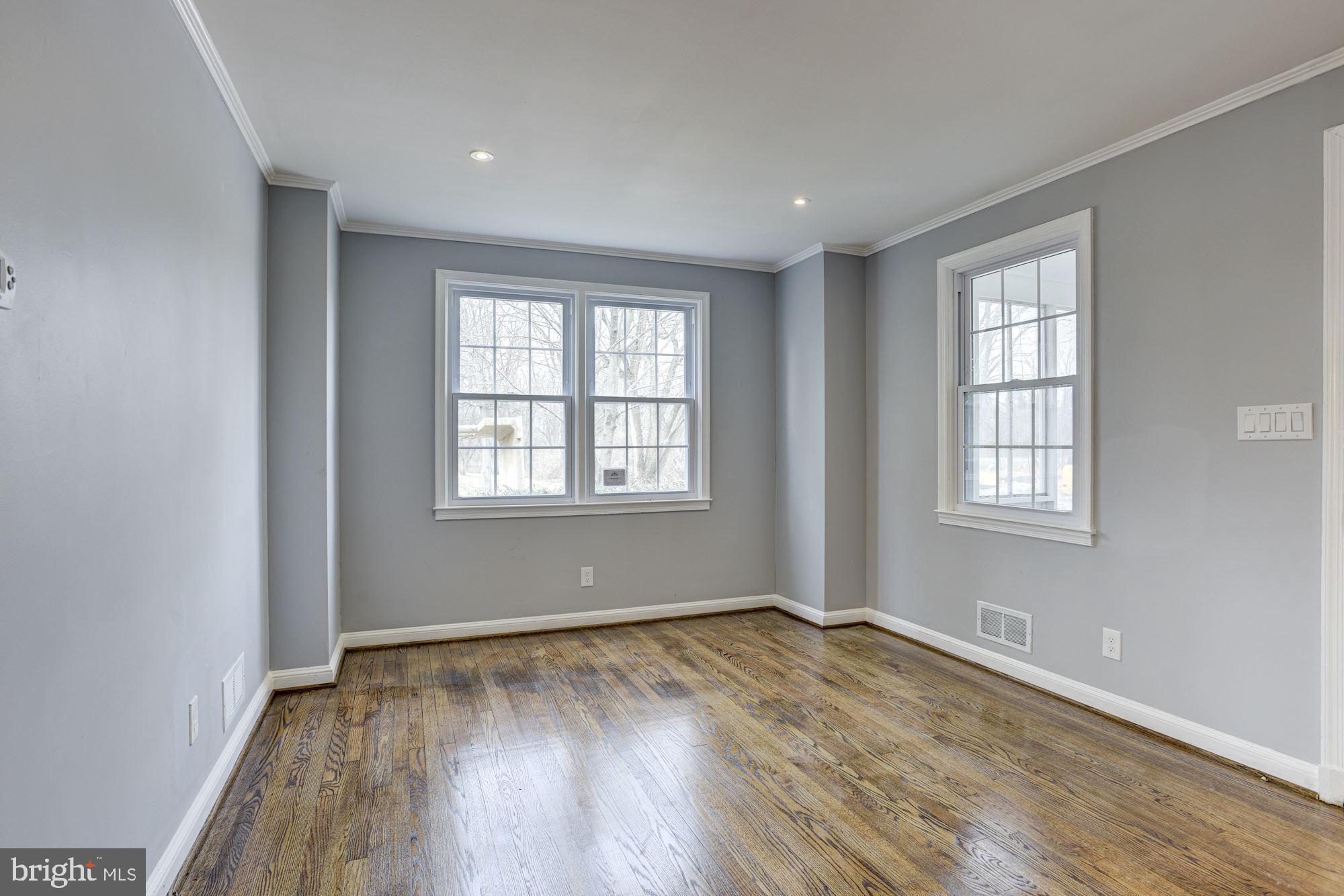 2501 Canterbury Road Baltimore, MD 21234 - Photo 4 of 39 Living Room