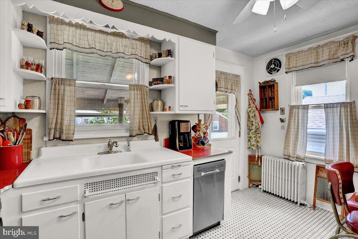 144 Madison Street Reading, PA 19607 - Photo 19 of 26 Kitchen