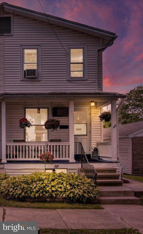 144 Madison Street Reading, PA 19607 - Photo 2 of 26