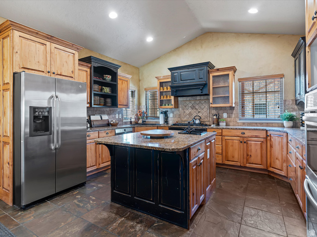 5168 Fairview Loop, Unit C606 Eden, UT 84310 - Photo 12 of 35