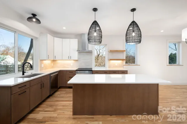 $965,000 | 11 Montana Avenue, Asheville, NC 28806