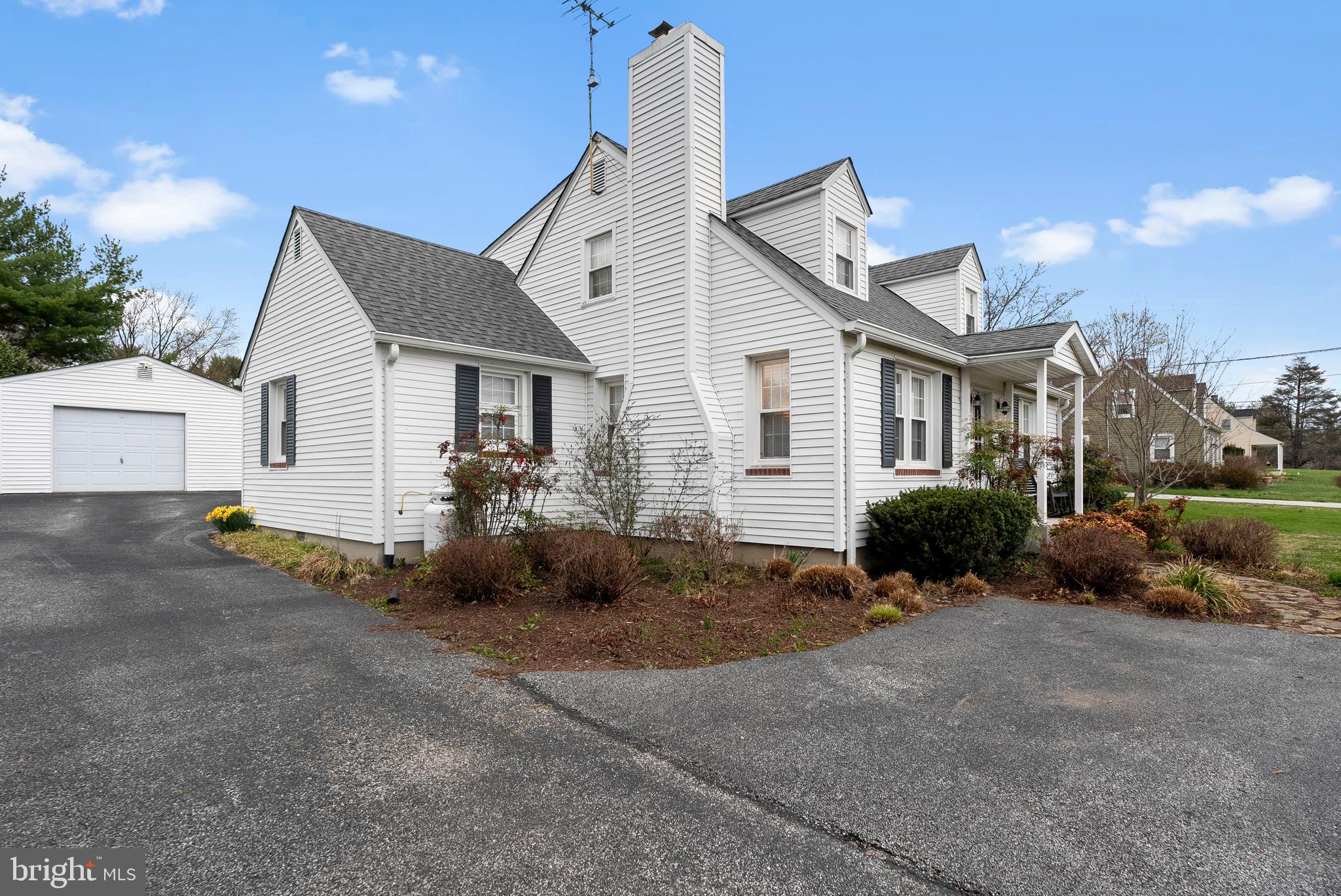 12712 Manor Road Glen Arm, MD 21057 - Photo 45 of 48 DRIVEWAY VIEW
