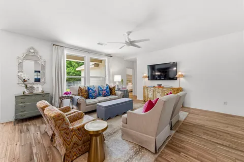 $360,000 | 209 Emory Birch, Montgomery, TX 77316