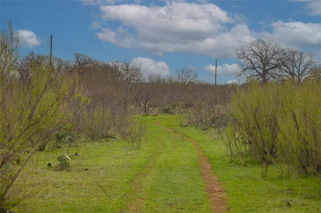$448,000 | 801 County Road 166, De Leon, TX 76444