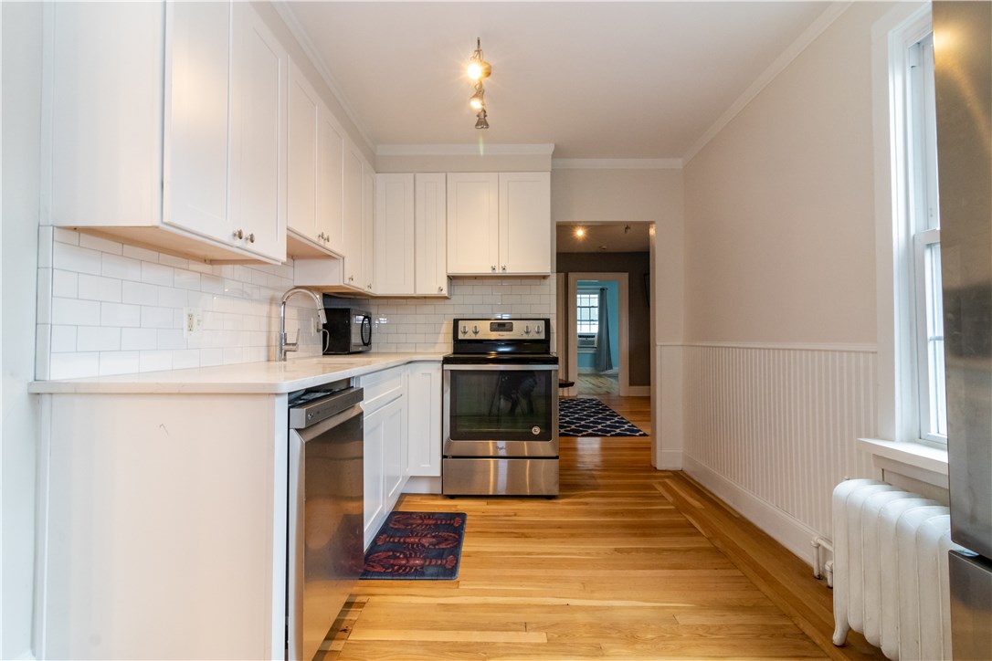 21 School Street, Unit 3 Newport, RI 02840 - Photo 11 of 27