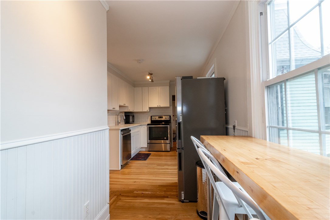 21 School Street, Unit 3 Newport, RI 02840 - Photo 12 of 27