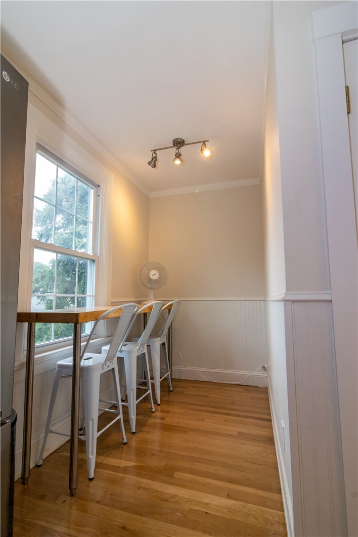21 School Street, Unit 3 Newport, RI 02840 - Photo 13 of 27