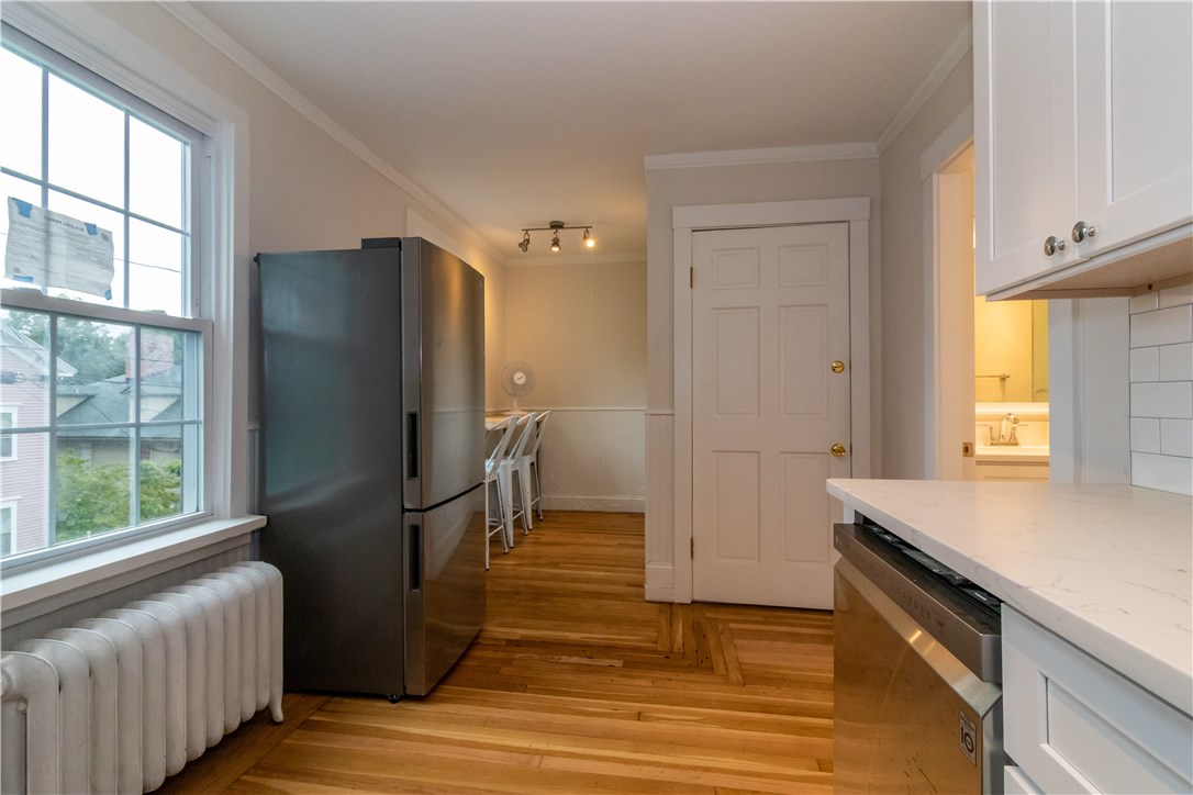 21 School Street, Unit 3 Newport, RI 02840 - Photo 14 of 27