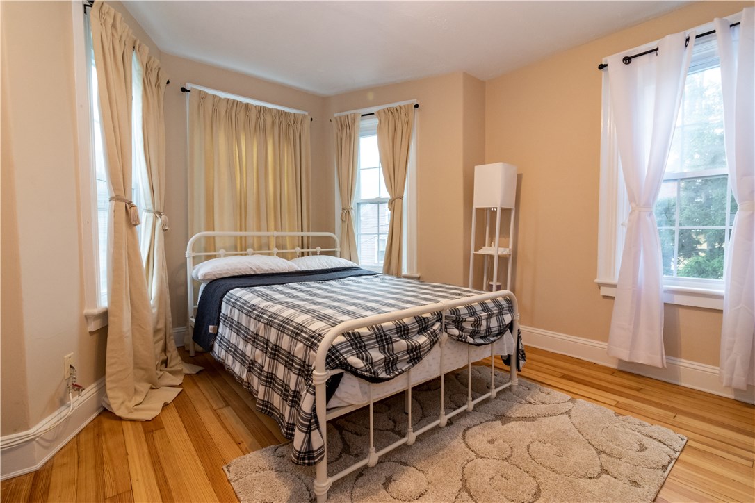21 School Street, Unit 3 Newport, RI 02840 - Photo 16 of 27