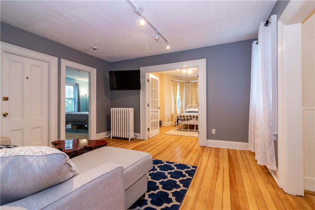 21 School Street, Unit 3 Newport, RI 02840 - Photo 5 of 27