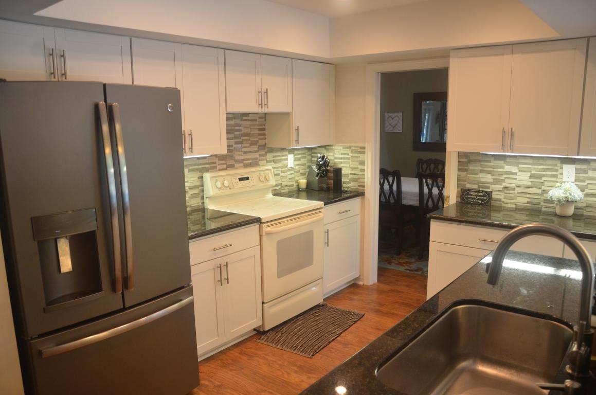 930 Southwest 17th Street Boca Raton, FL 33486 - Photo 3 of 24 3