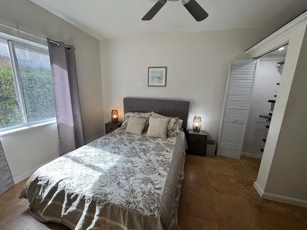 $1,800 | 717 Northeast 16th Avenue, Unit 717A, Fort Lauderdale, FL 33304