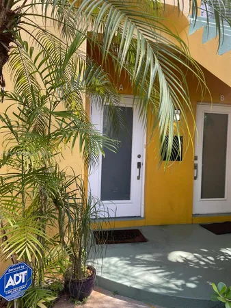 $1,800 | 717 Northeast 16th Avenue, Unit 717A, Fort Lauderdale, FL 33304
