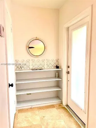 $1,800 | 717 Northeast 16th Avenue, Unit 717A, Fort Lauderdale, FL 33304