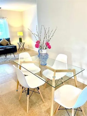 $1,800 | 717 Northeast 16th Avenue, Unit 717A, Fort Lauderdale, FL 33304