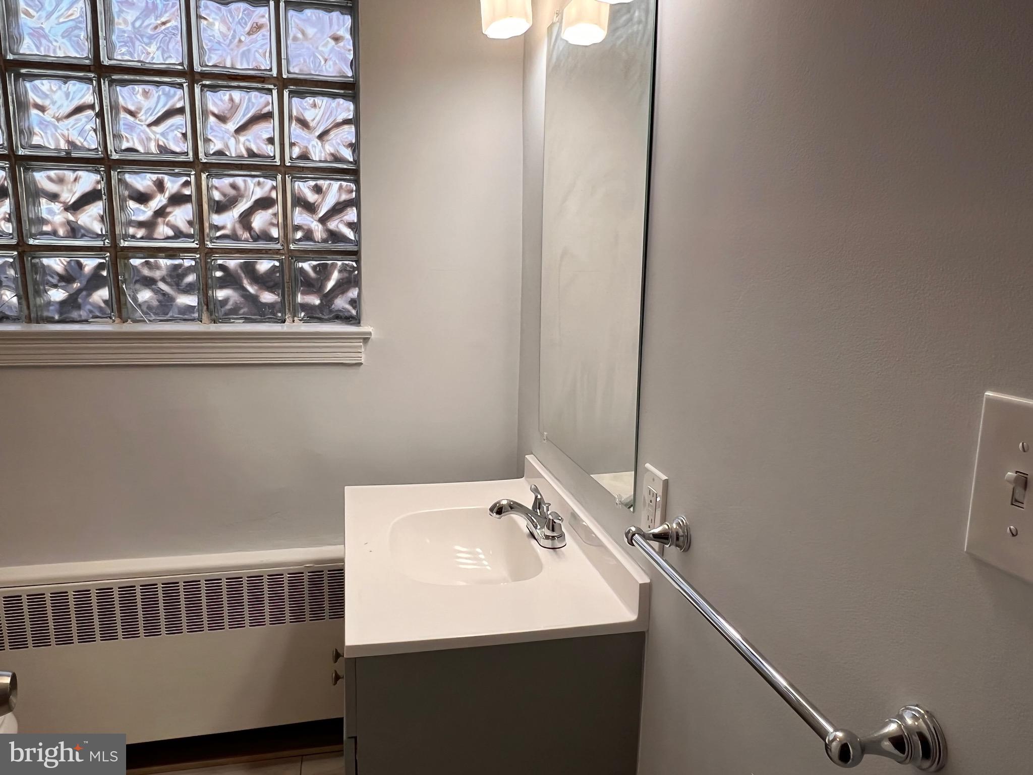 1026 Lawrence Road Lawrence Township, NJ 08648 - Photo 23 of 48